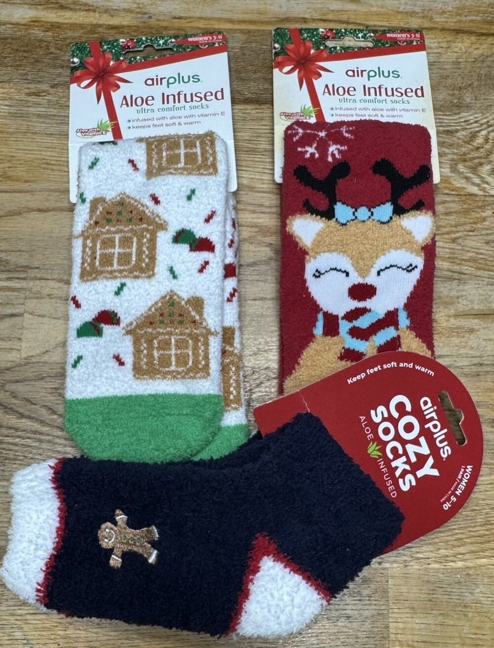 Airplus Aloe Infused Cozy Socks Womens 5-10 Holiday Christmas Lot of 3 NEW